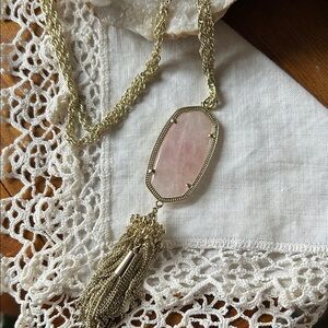 Kendra Scott Rayne Tassle Necklace in Gold and Rose Quartz